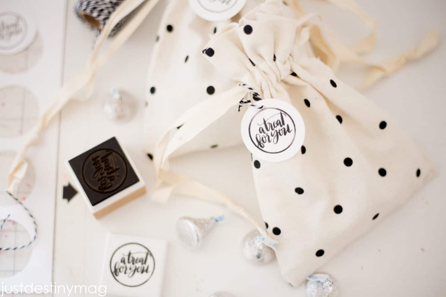 Silhouette Mint: Simple Gift Tag Tutorial