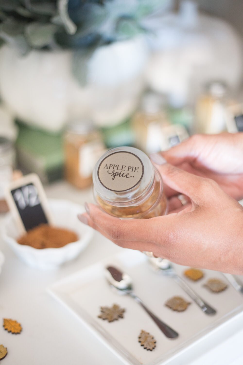 Friendsgiving Apple Pie Favors