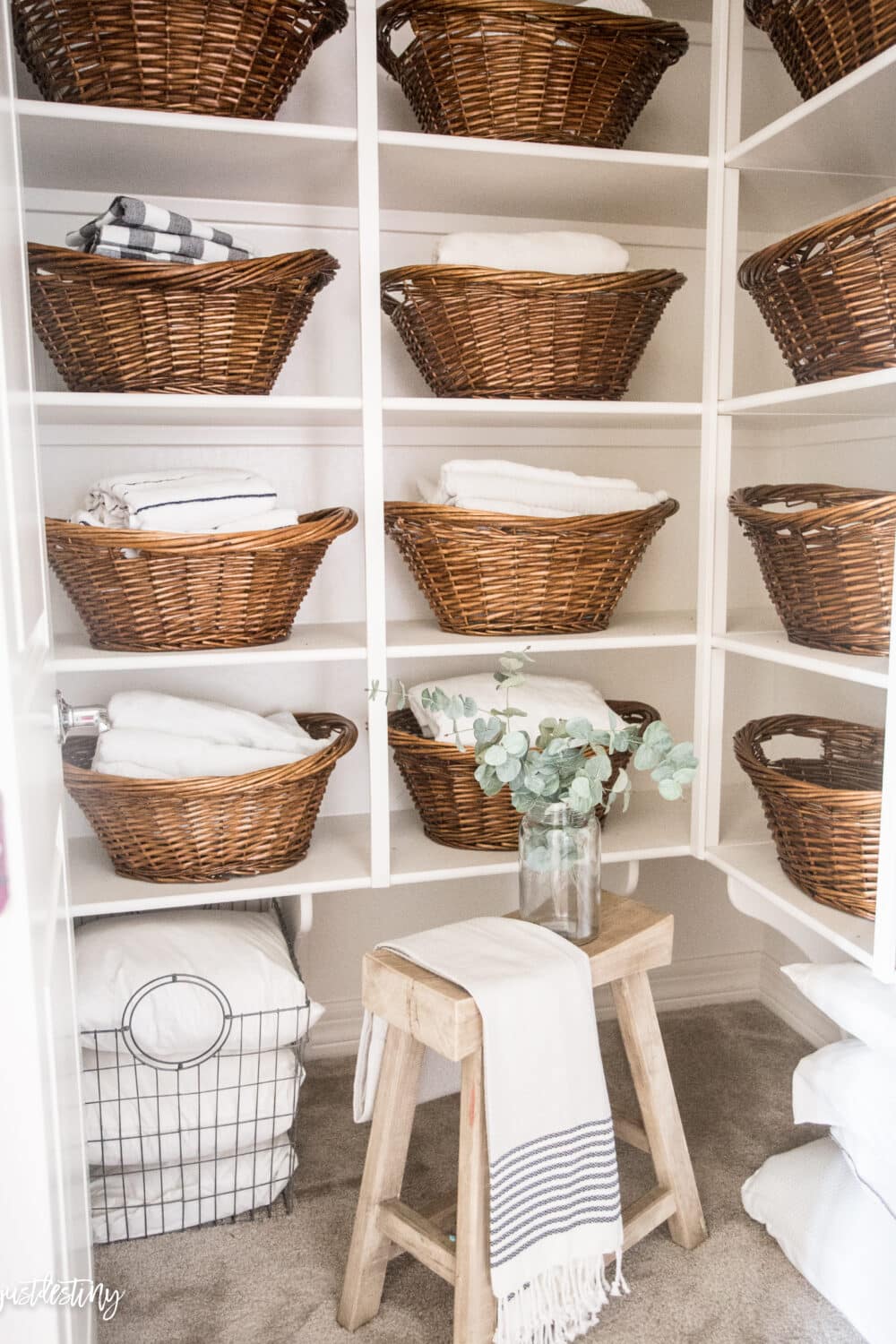 Linen closet organization ideas