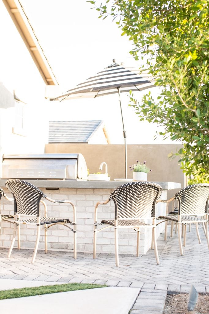 Tips on how to create an outdoor kitchen