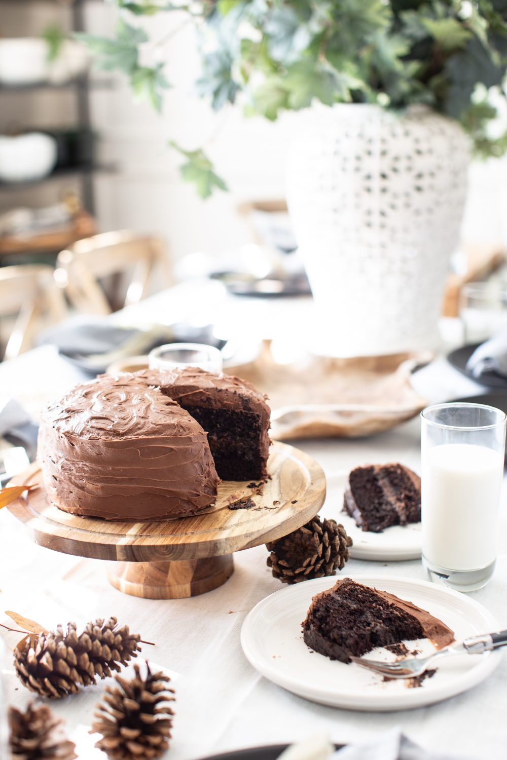 How to Make Chocolate Sour Cream Frosting