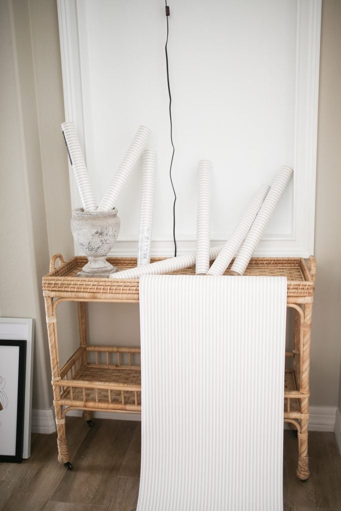 Hallway with wallpaper