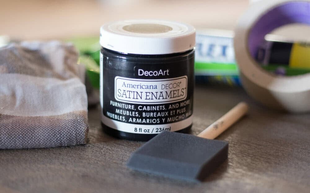 the-best-way-to-paint-your-stairs-black_-32