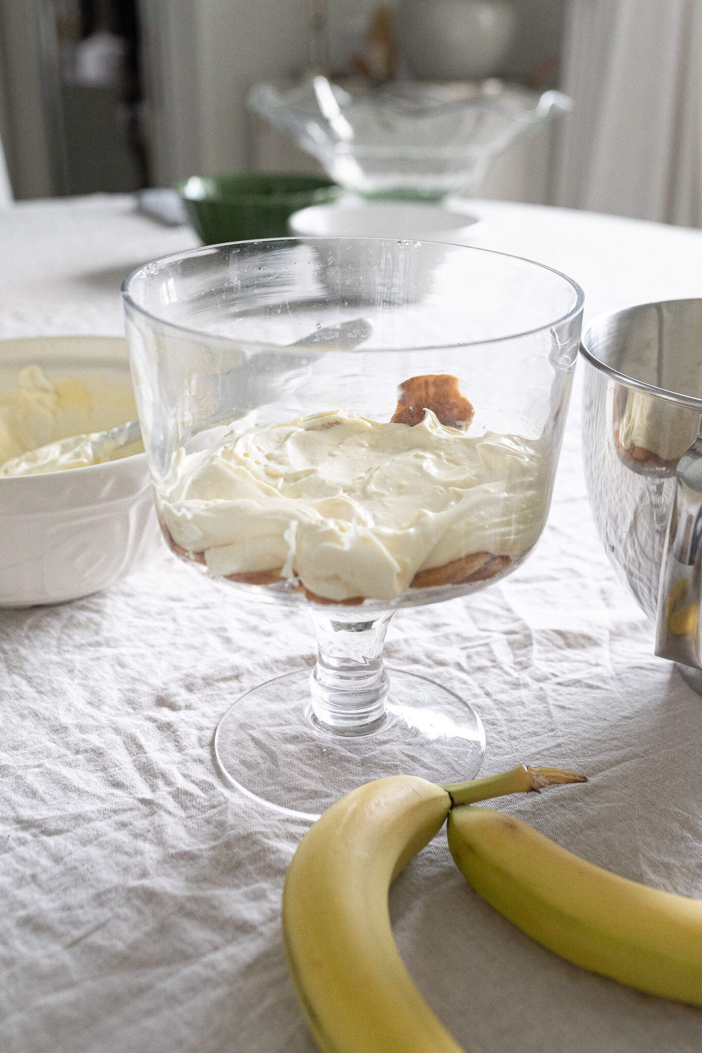 Layers of banana pudding