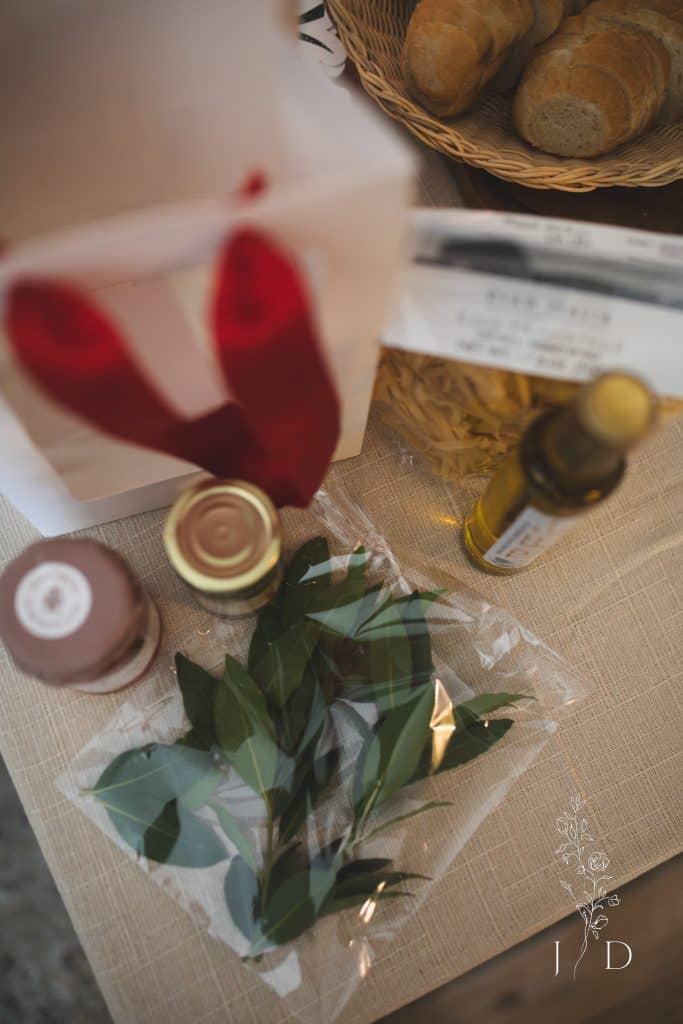 a shot of bayleaves in clear packaging